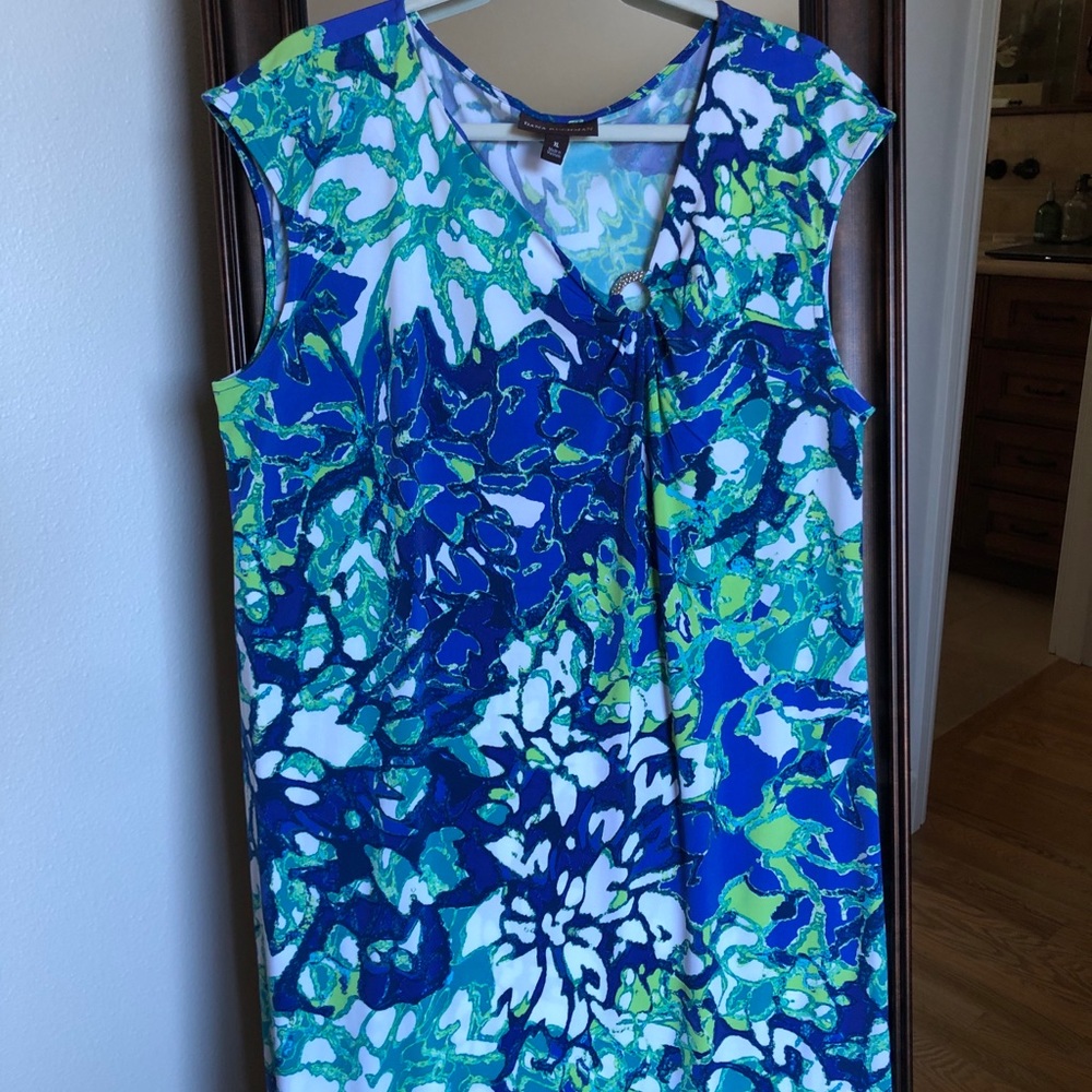 Tropical short sleeves dress